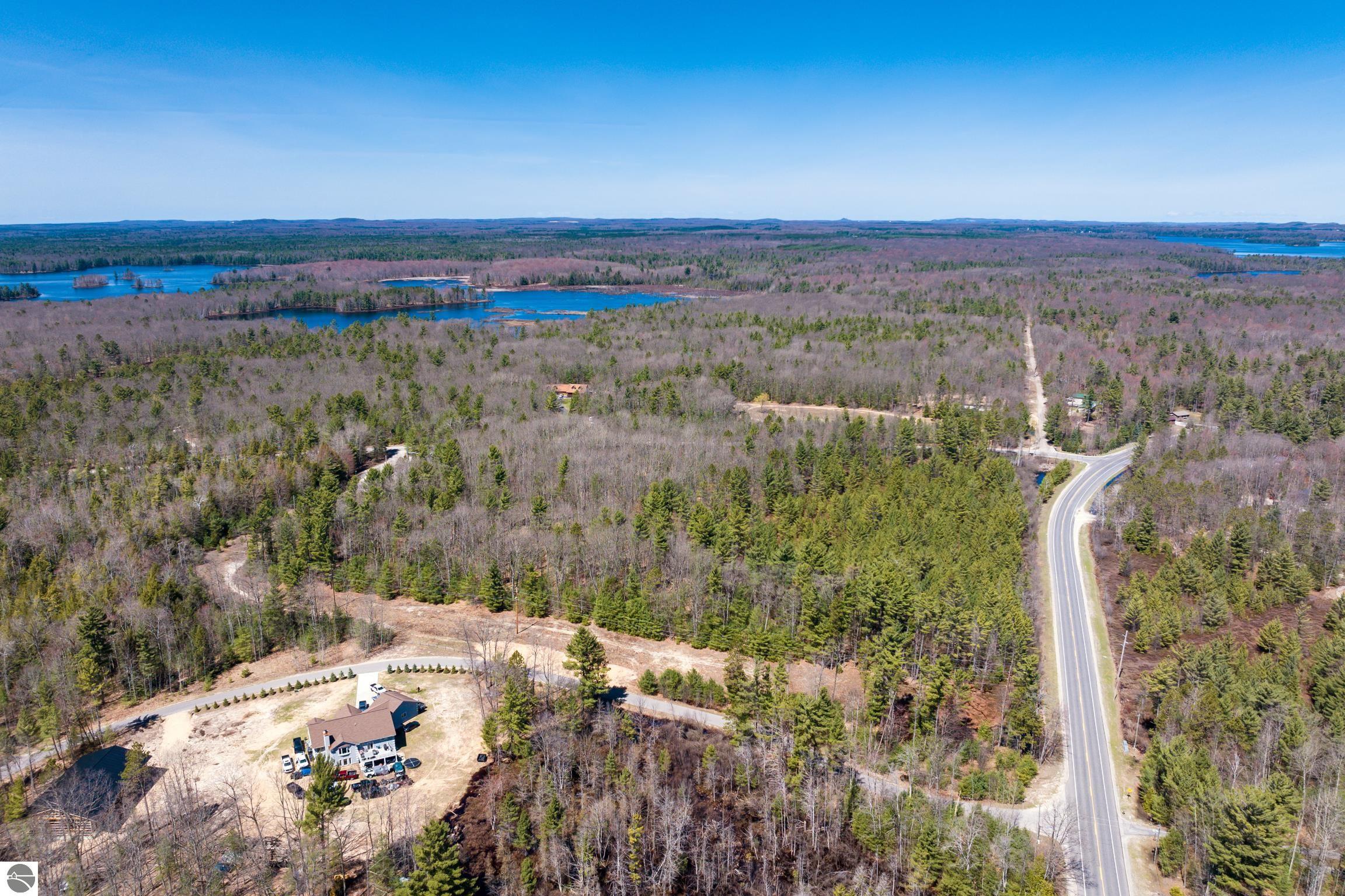 3 Mud Lake Road