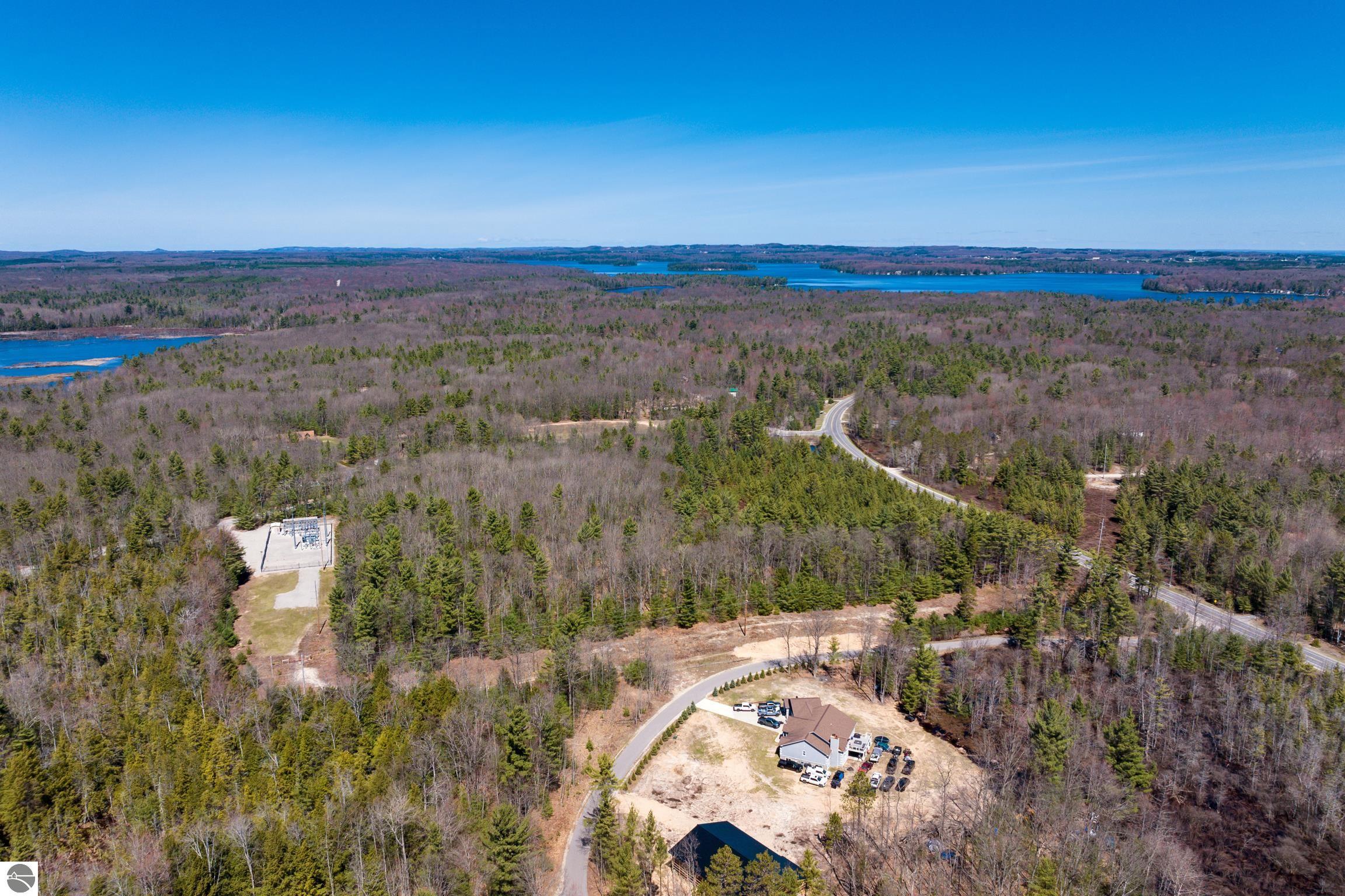 3 Mud Lake Road