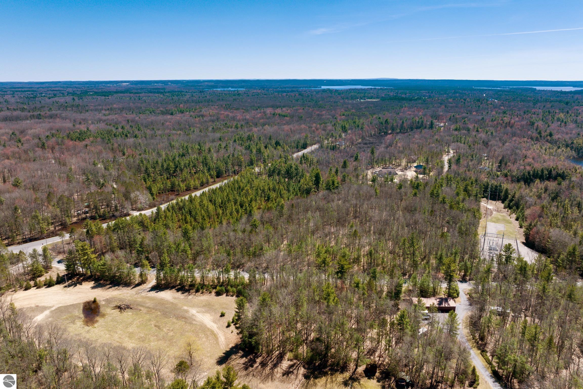 3 Mud Lake Road