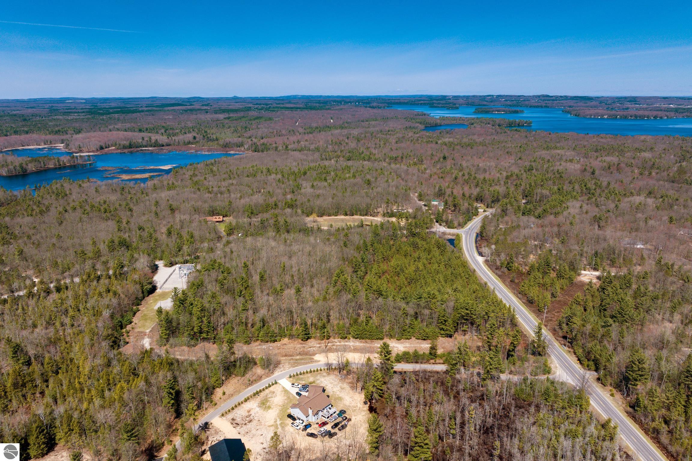 3 Mud Lake Road