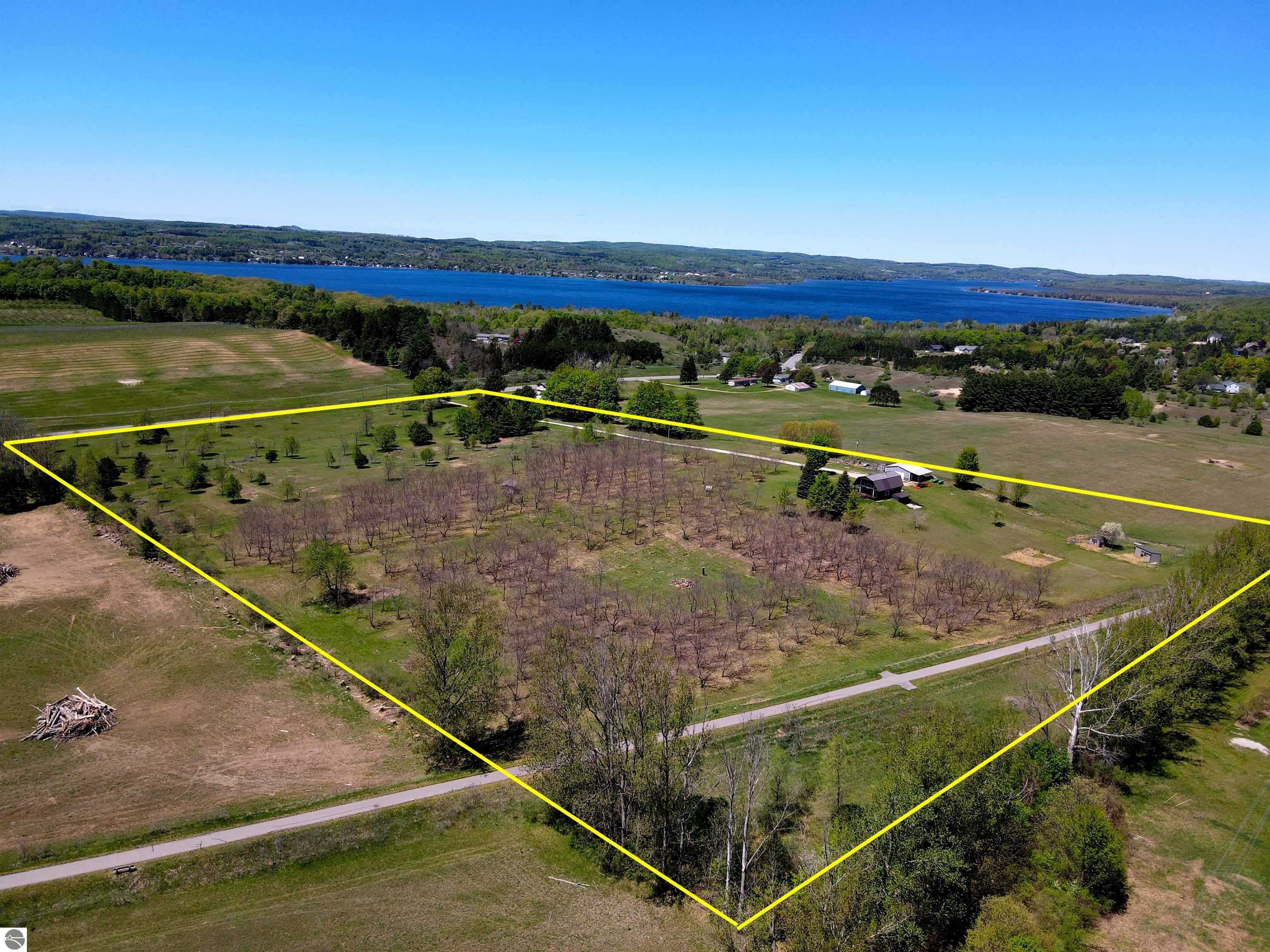 7825 S Lake Leelanau Drive