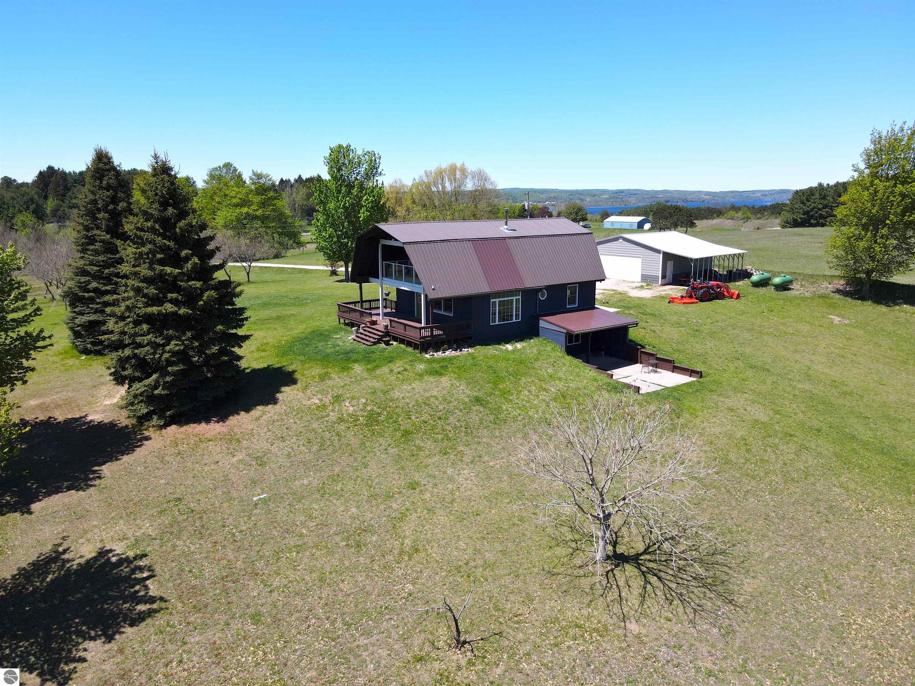 7825 S Lake Leelanau Drive