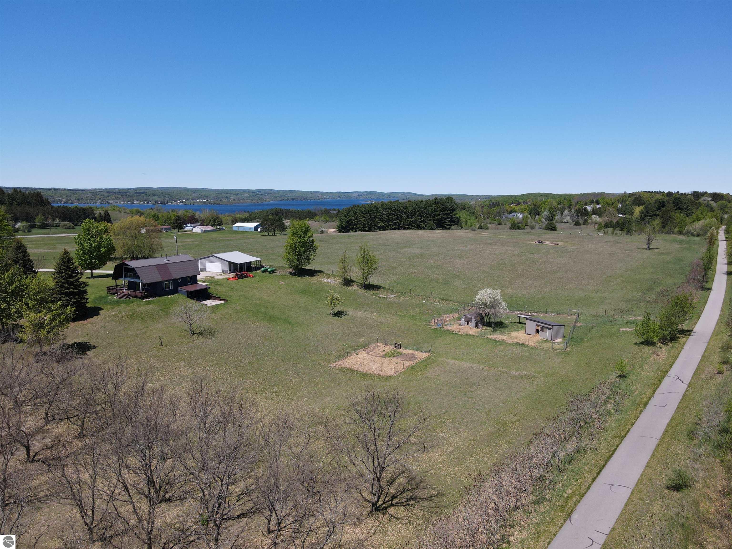 7825 S Lake Leelanau Drive