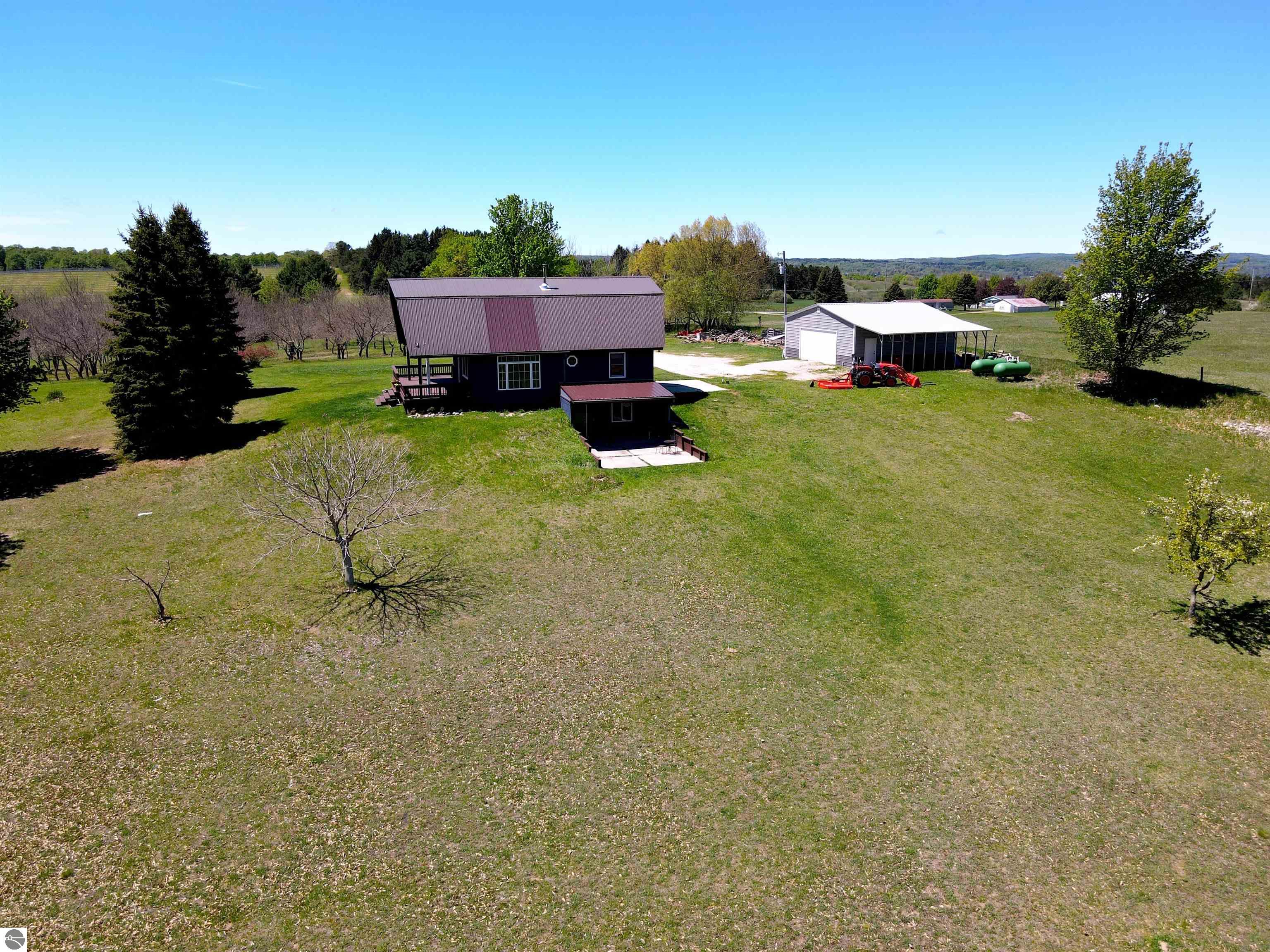 7825 S Lake Leelanau Drive