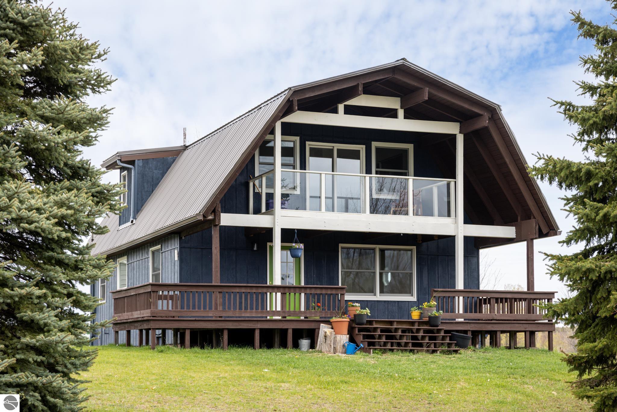 7825 S Lake Leelanau Drive