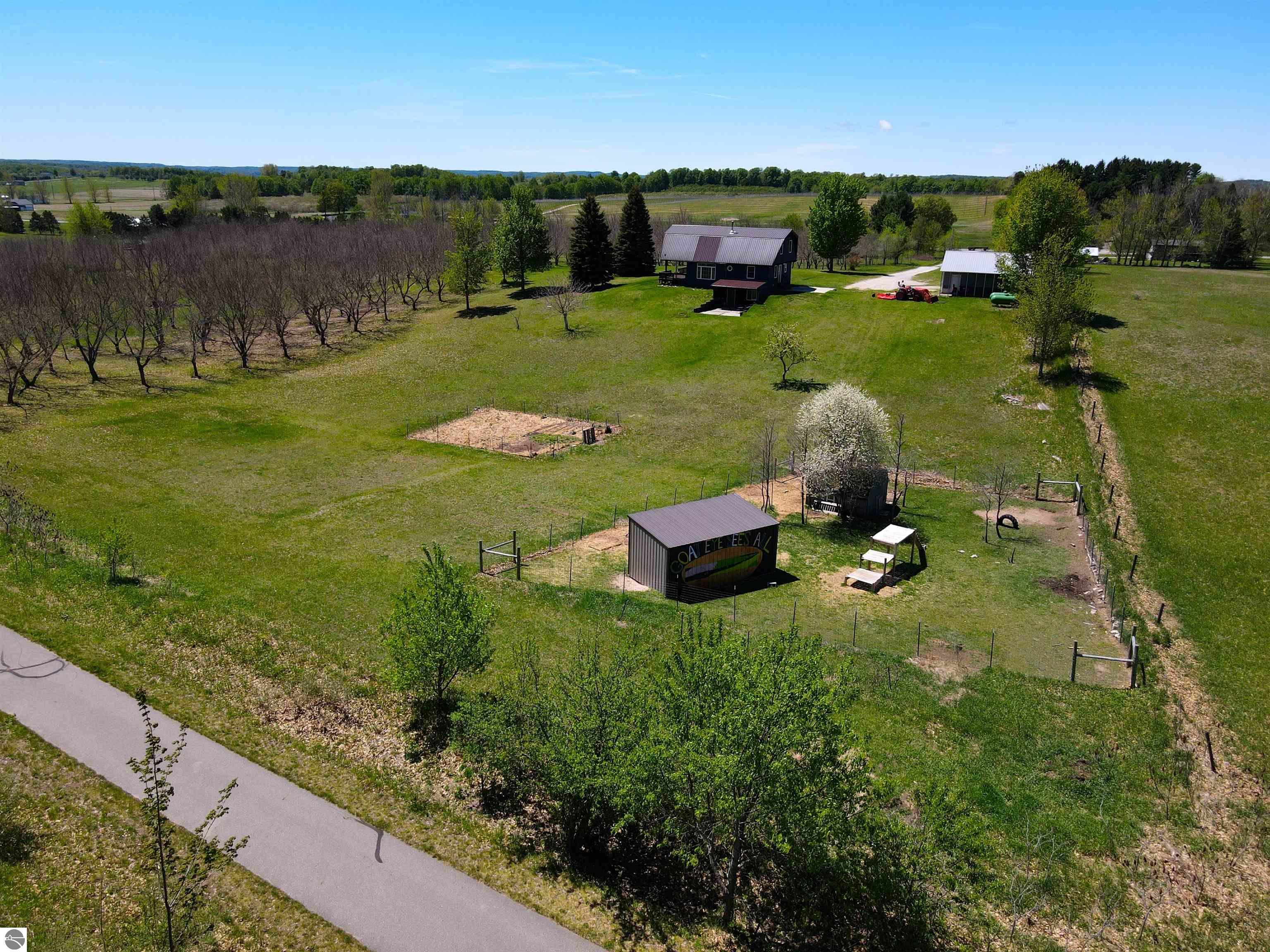 7825 S Lake Leelanau Drive