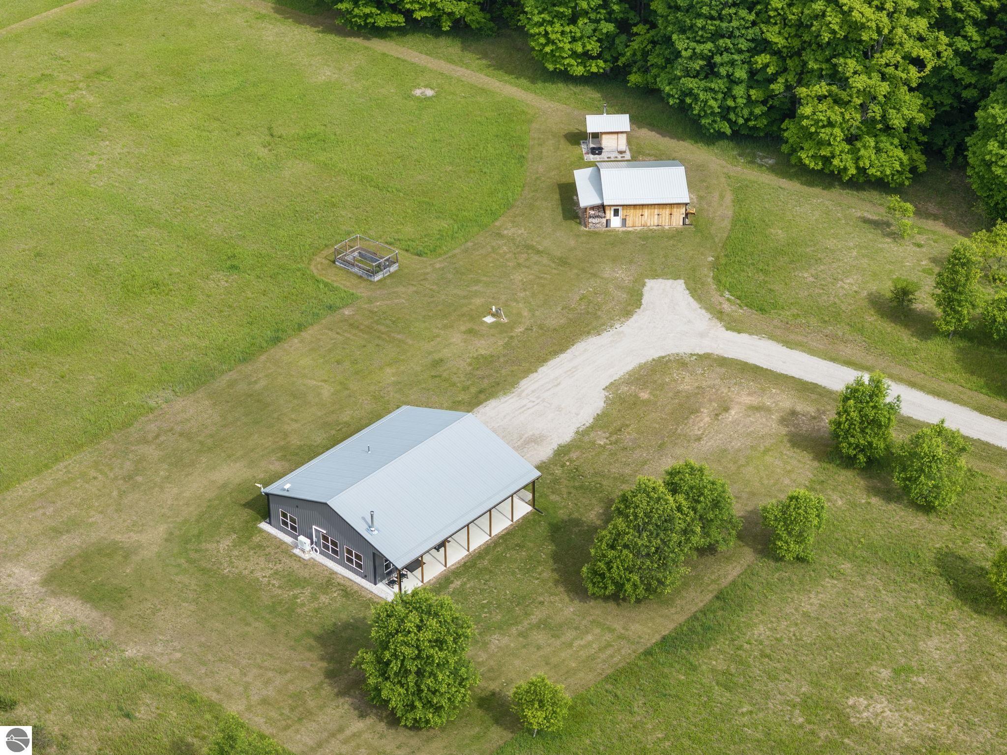 10815 N 25 Road