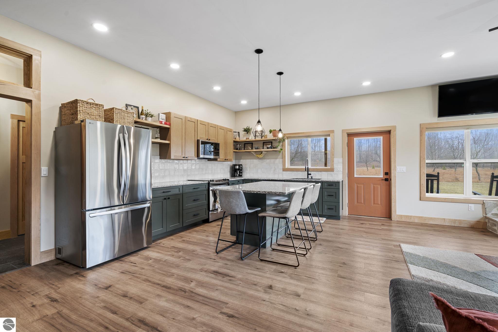 10815 N 25 Road