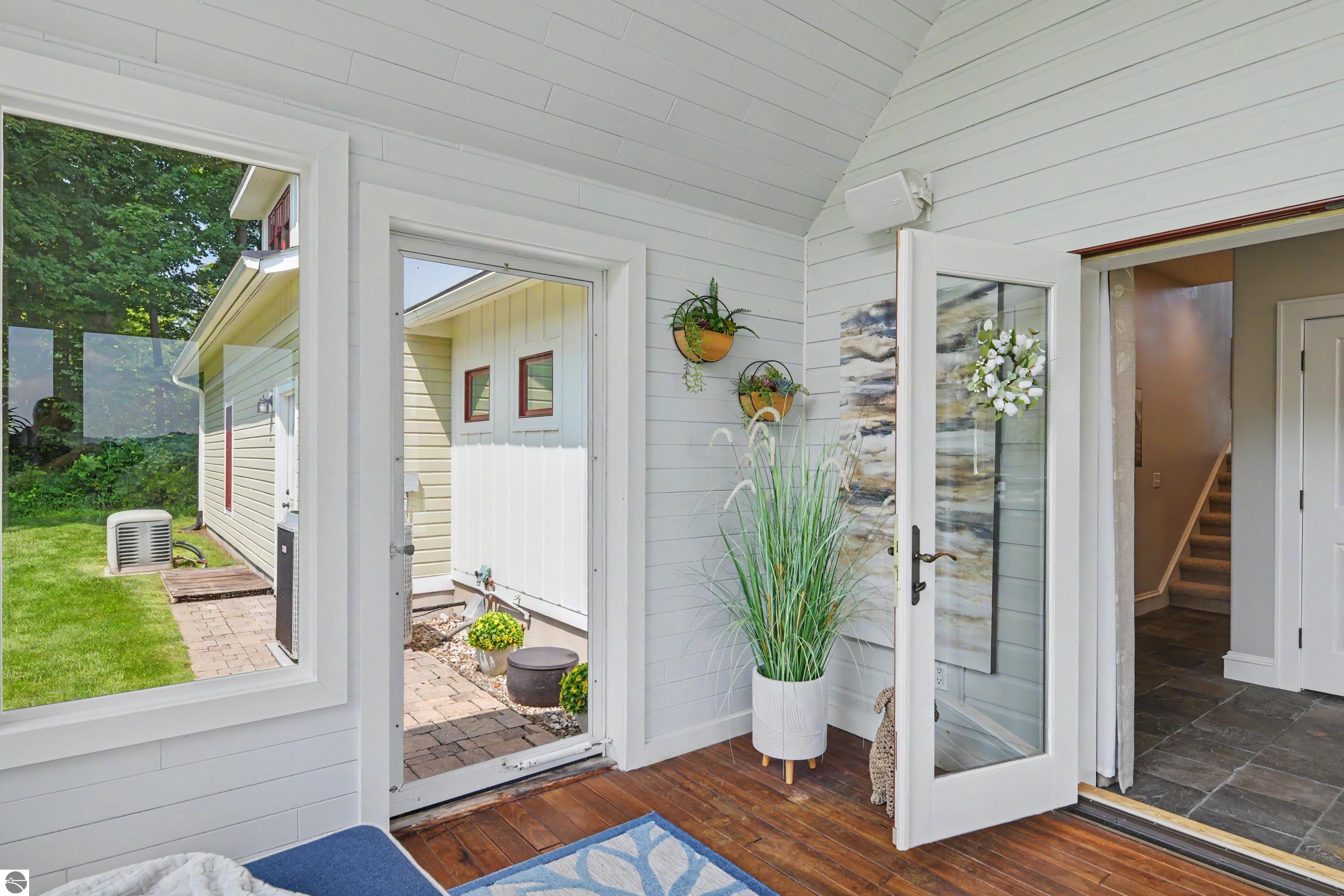 7433 Tobeco Creek Drive