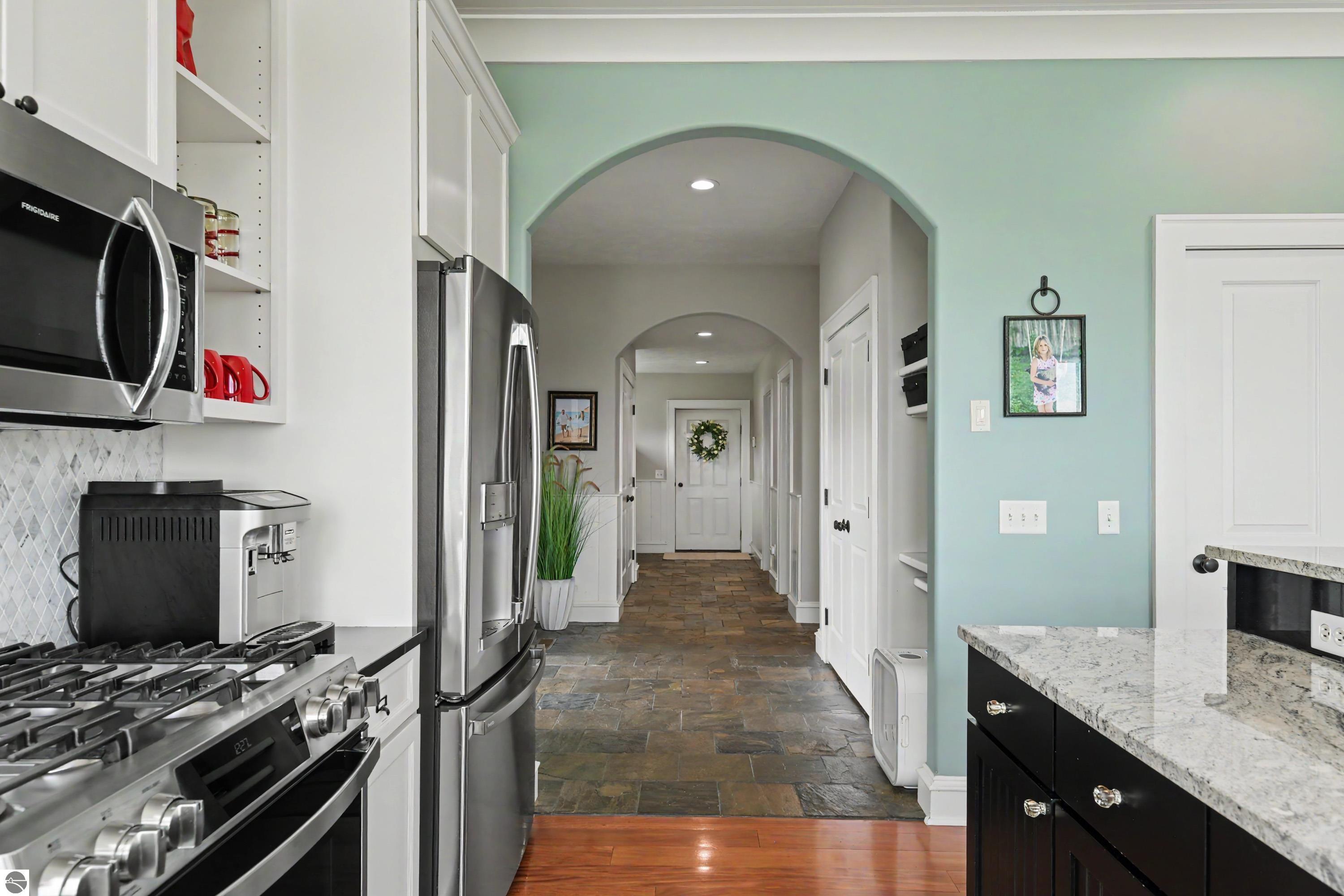 7433 Tobeco Creek Drive