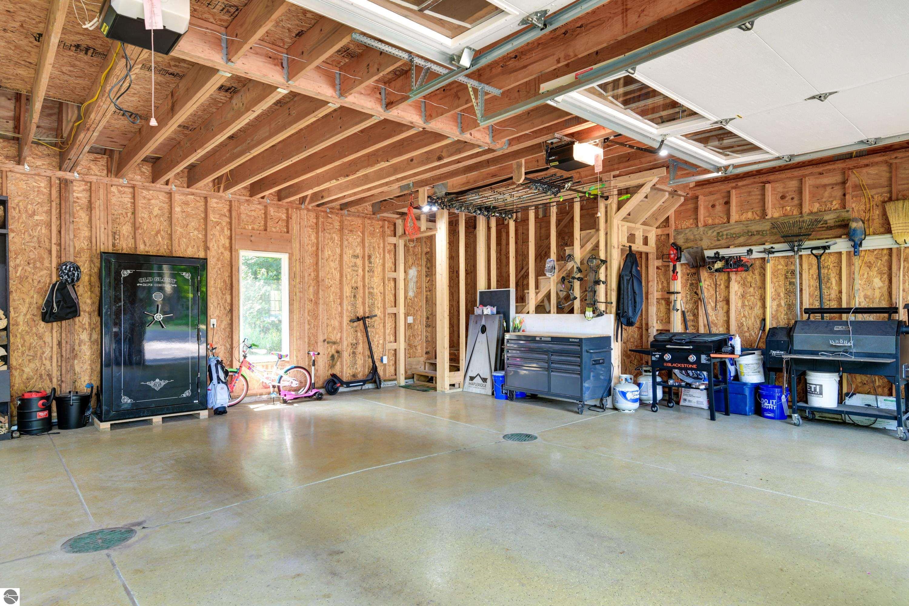 7433 Tobeco Creek Drive