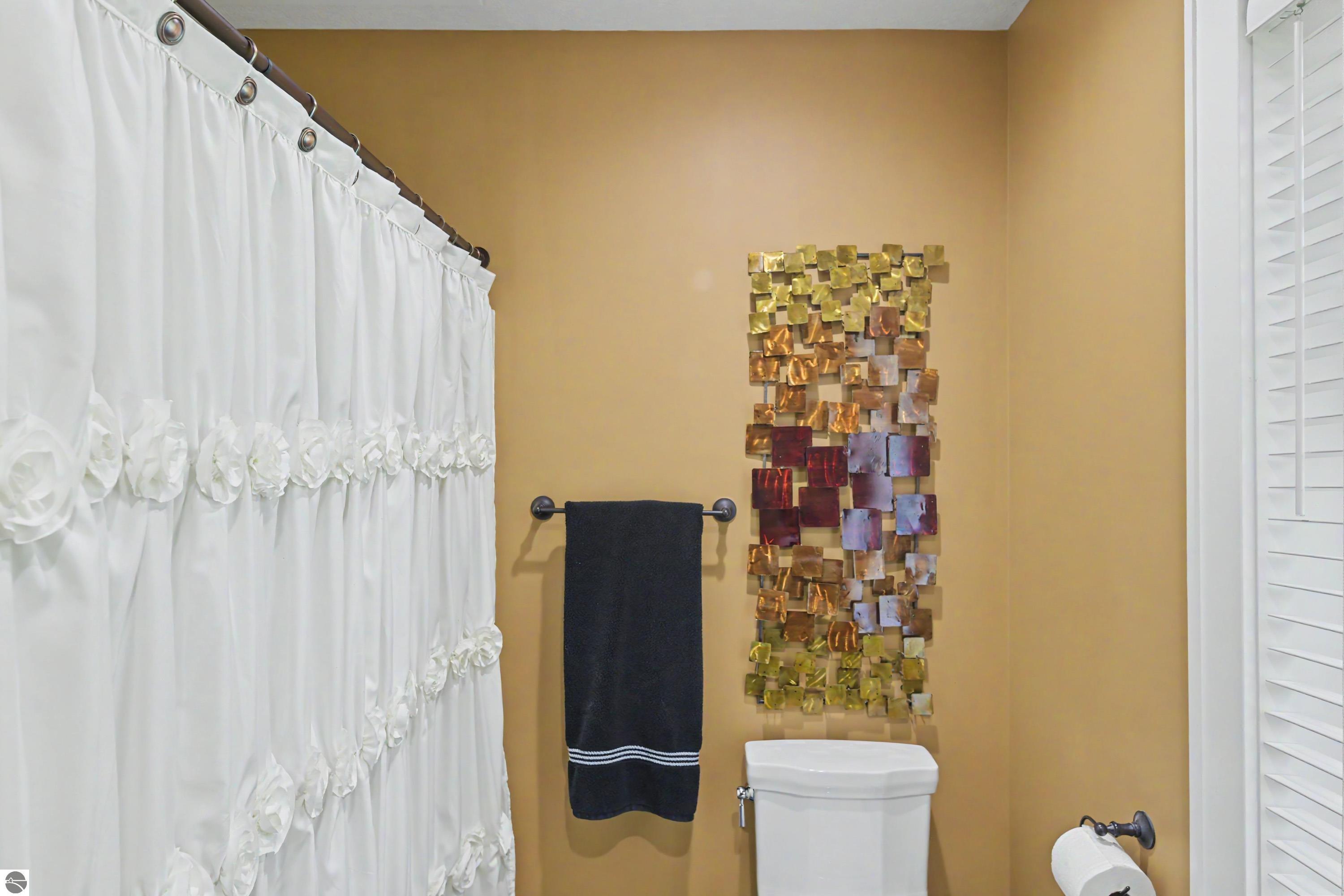 7433 Tobeco Creek Drive