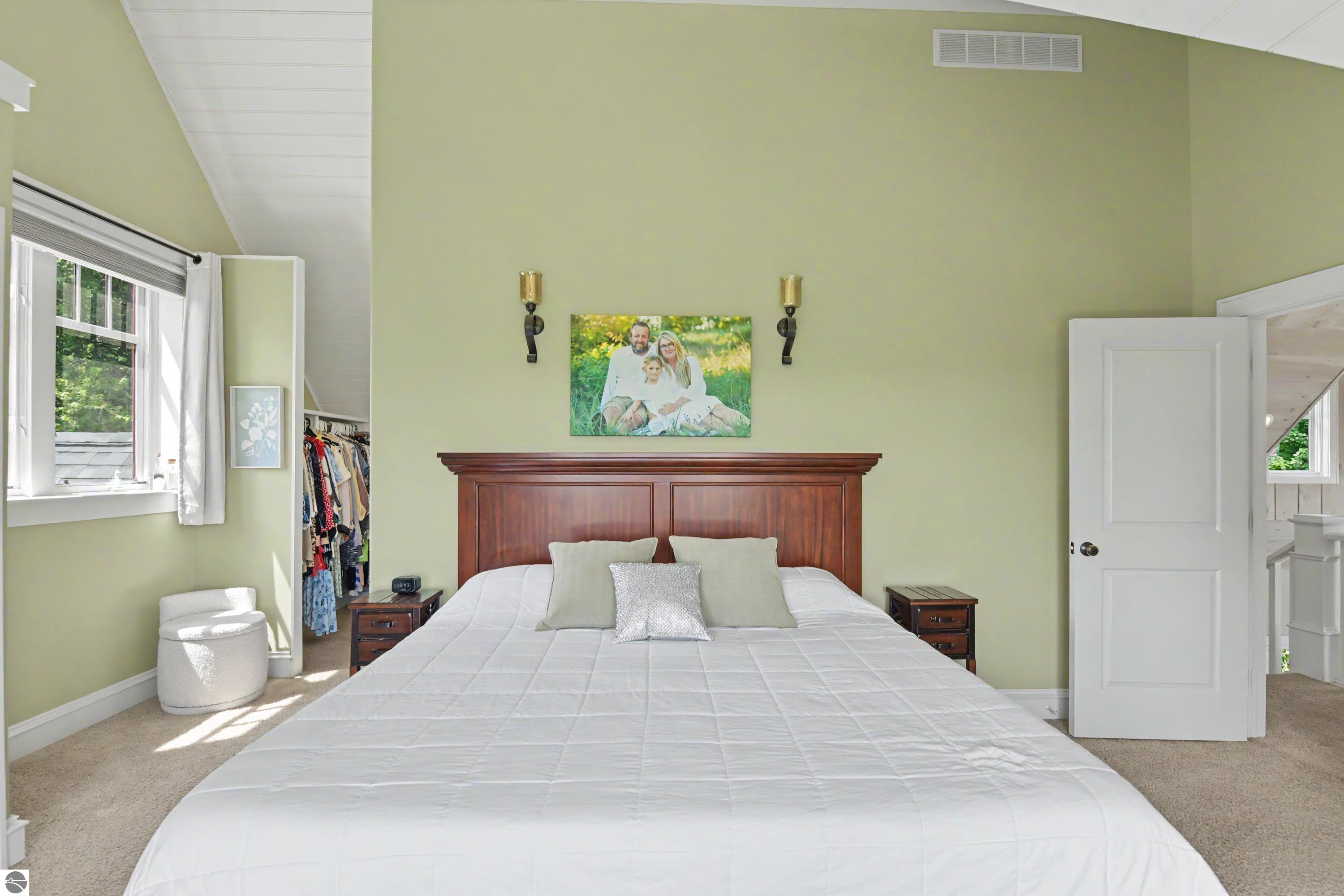 7433 Tobeco Creek Drive