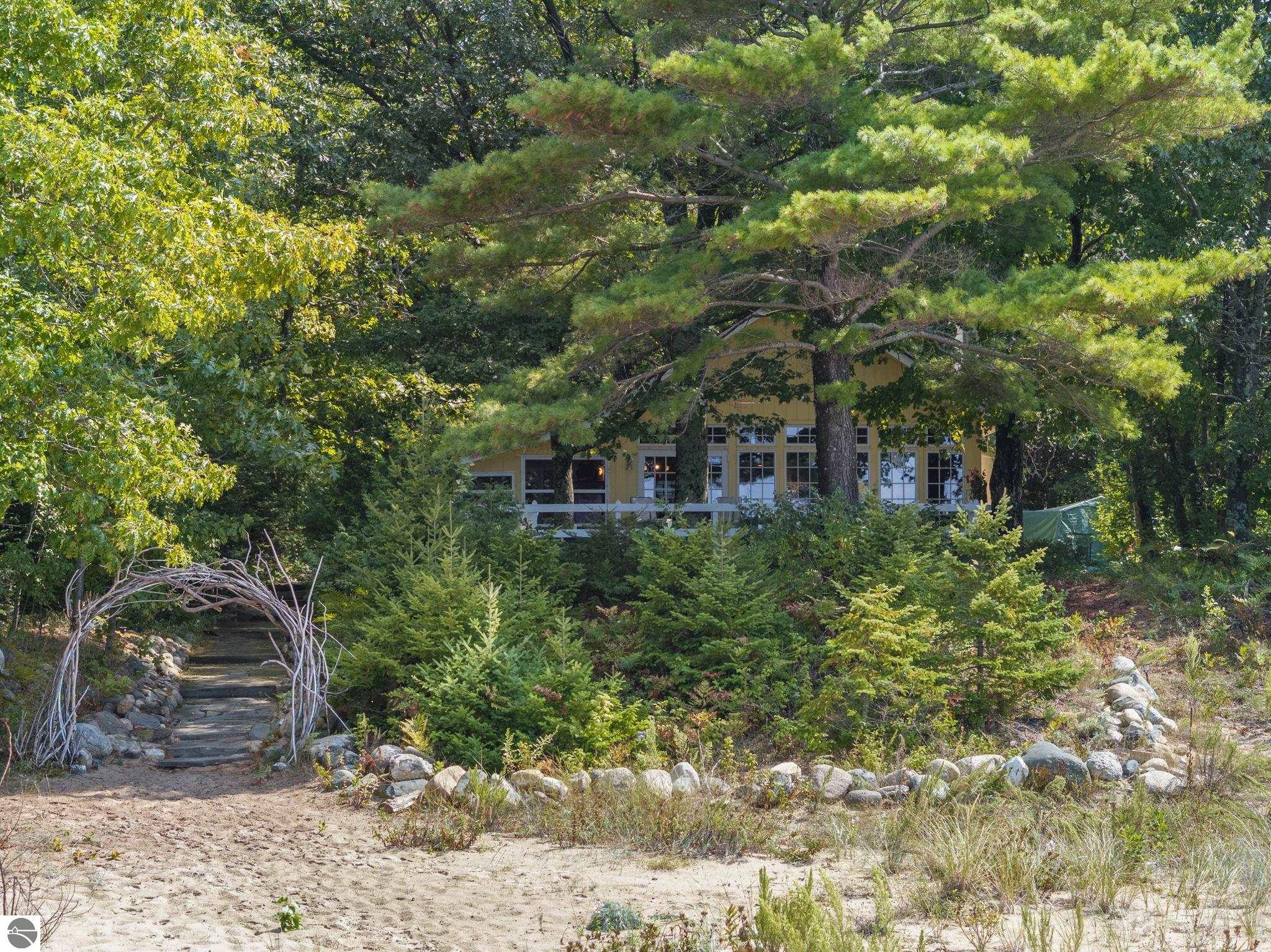 2565 Shore Wood Drive