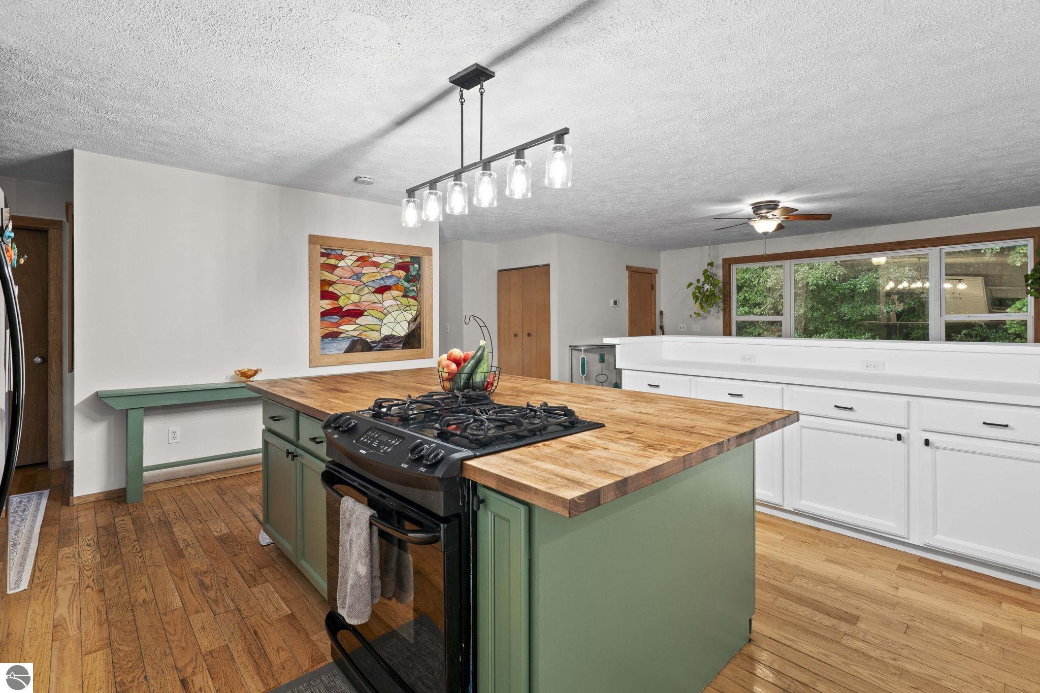 5275 Pierce Road