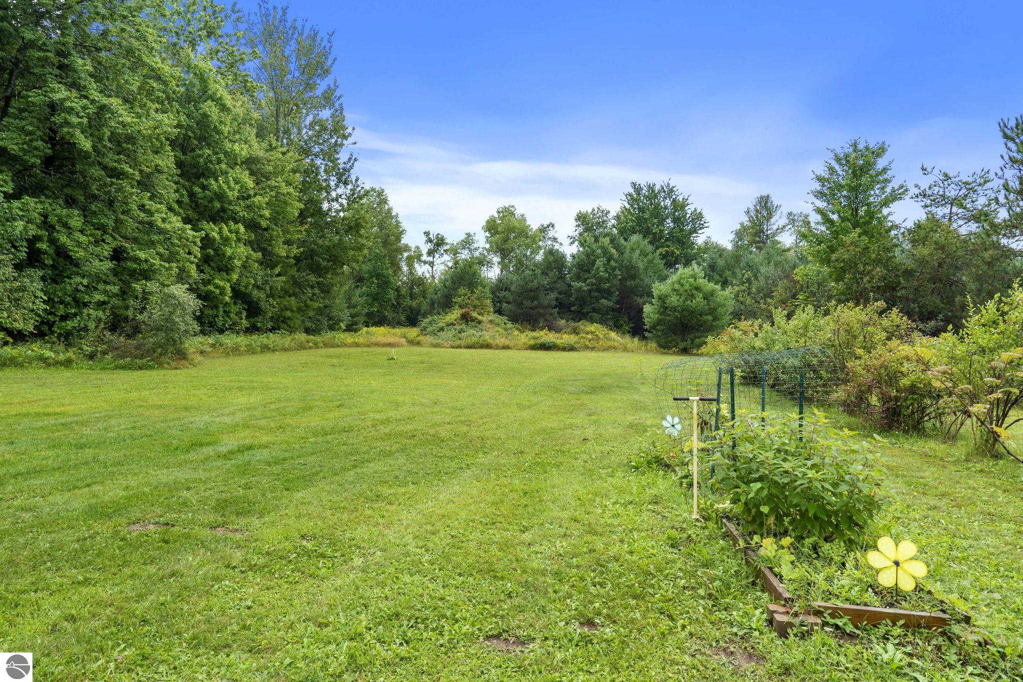 5275 Pierce Road