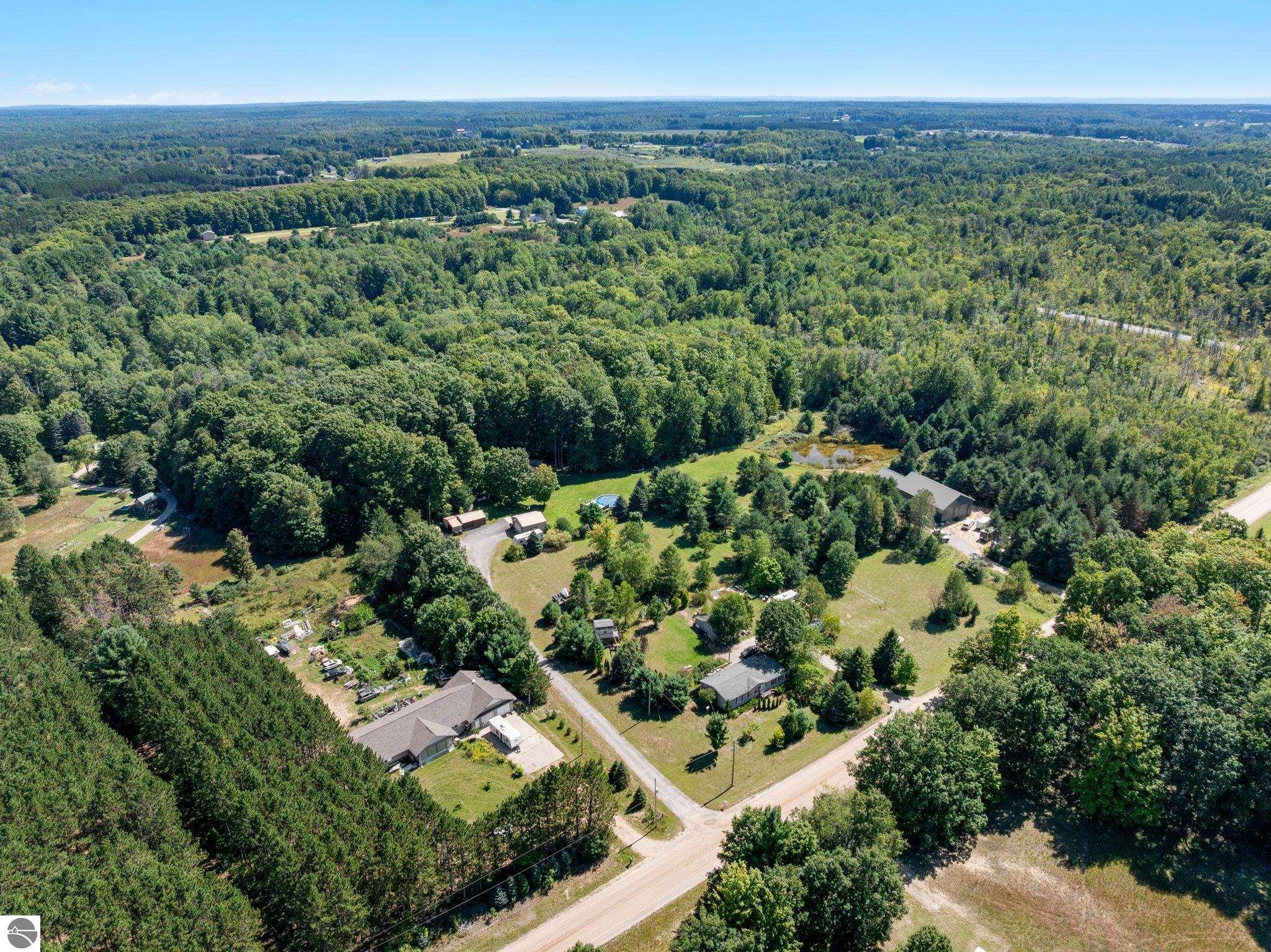 5275 Pierce Road