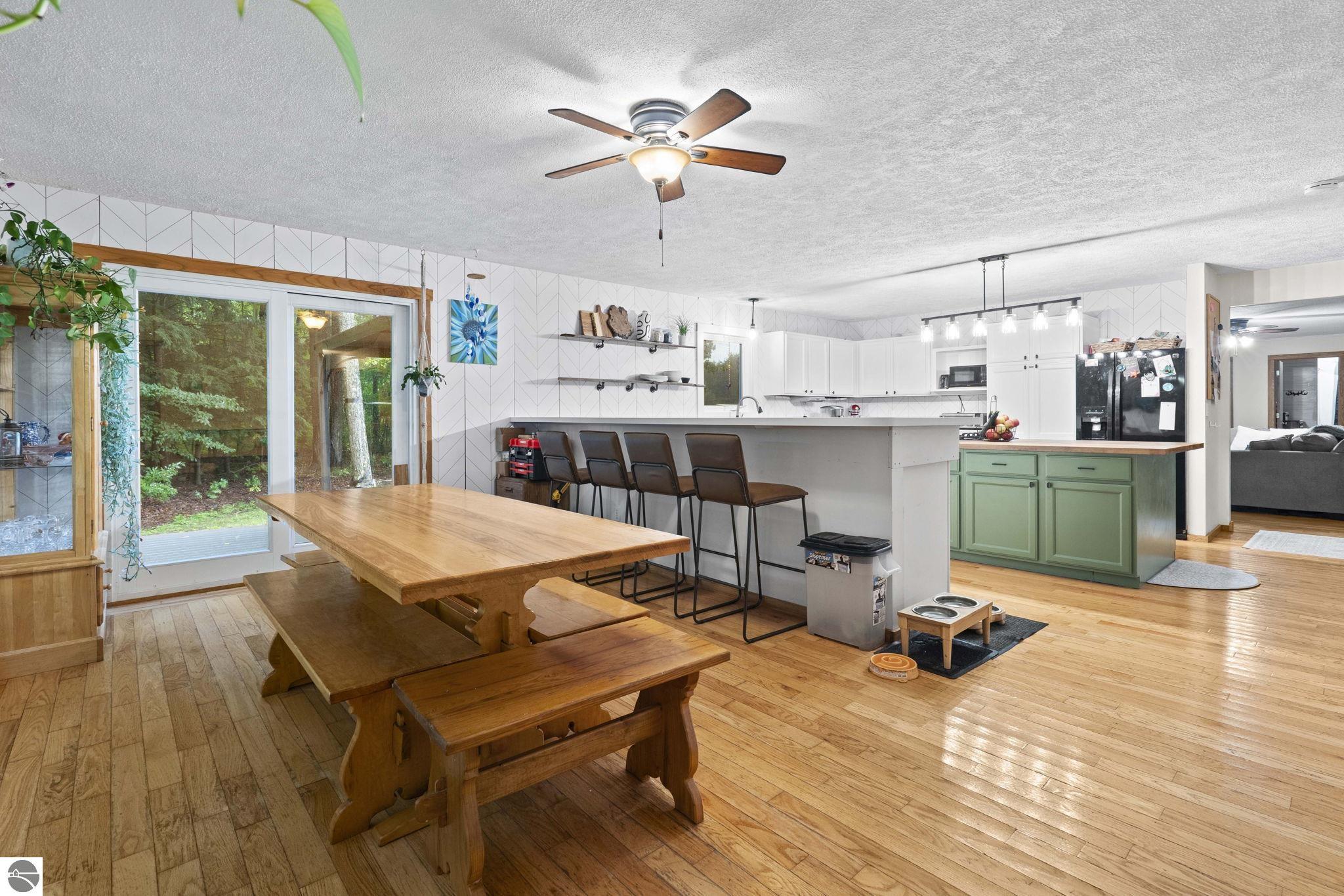 5275 Pierce Road