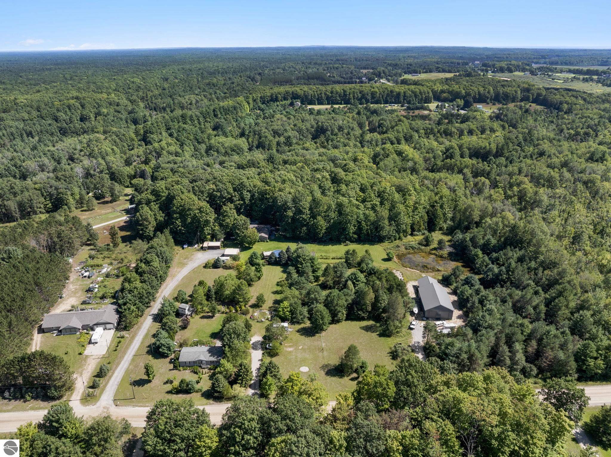 5275 Pierce Road