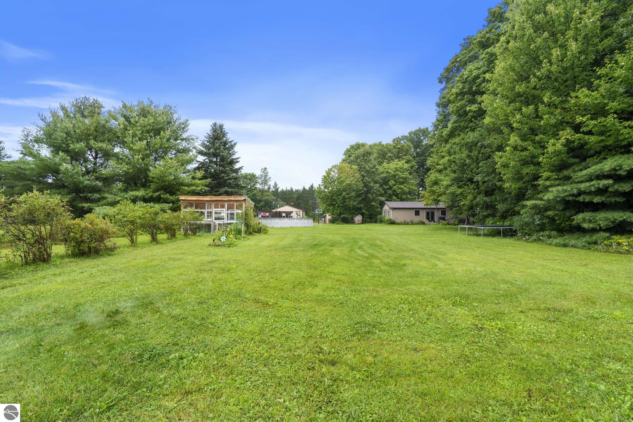 5275 Pierce Road