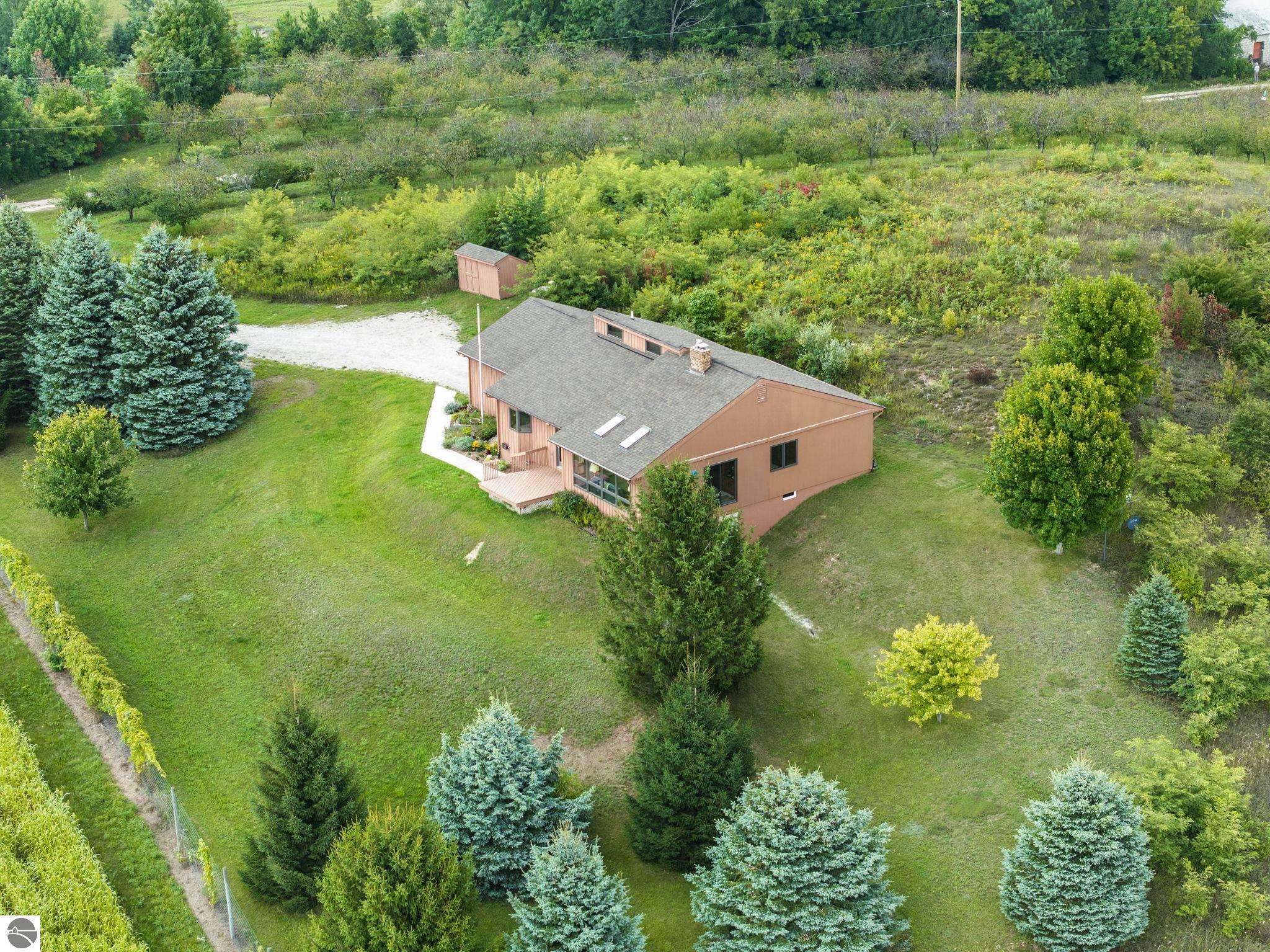 6420 N Manitou Trail