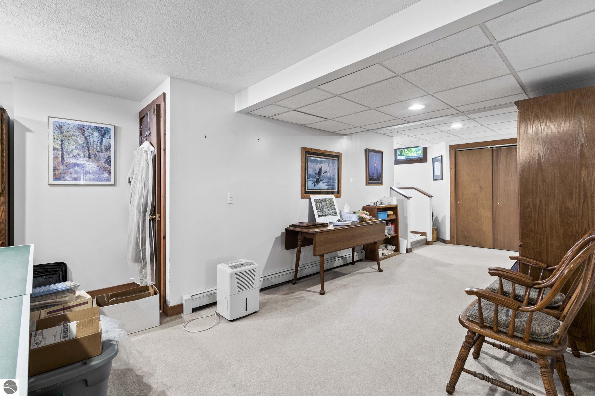 6420 N Manitou Trail