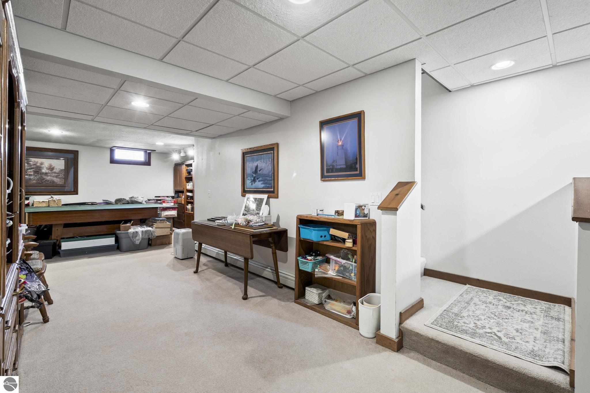 6420 N Manitou Trail