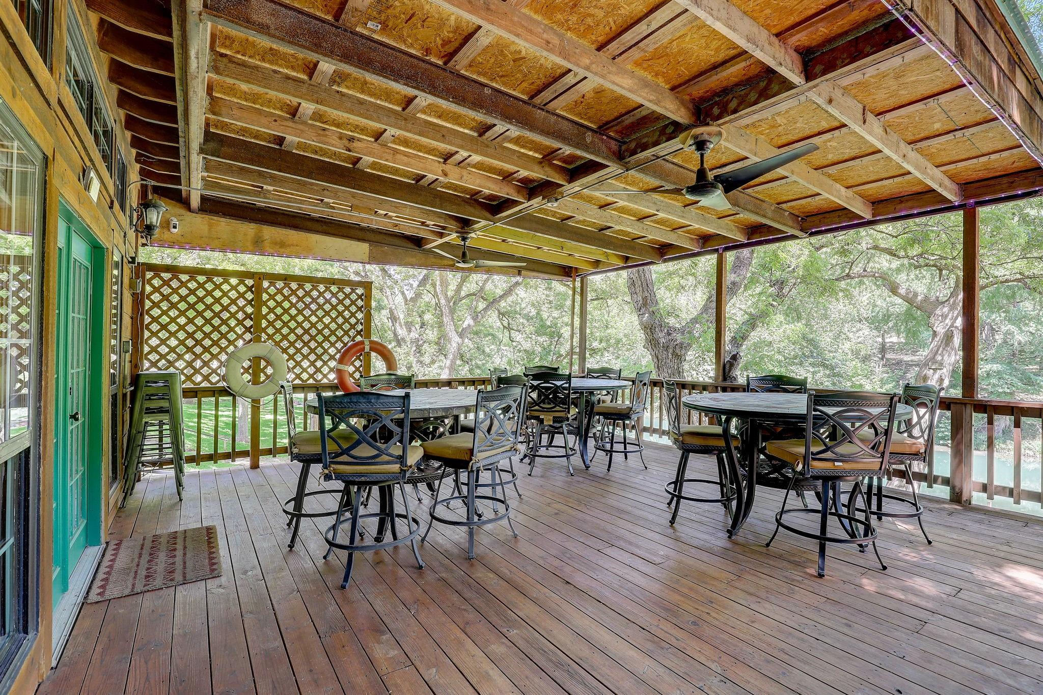 1806 Ponderosa Drive