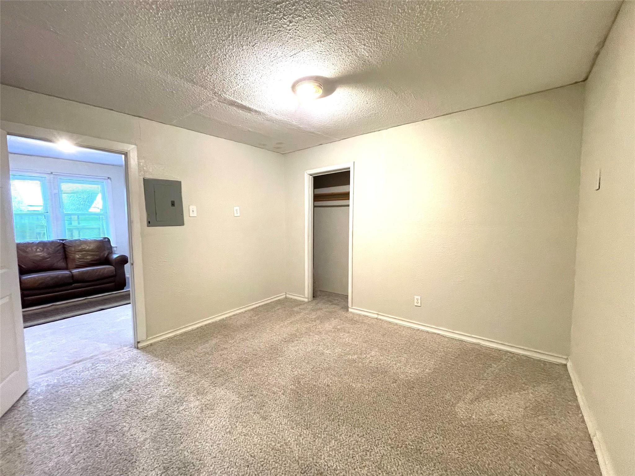 1828 W Mill Street SW