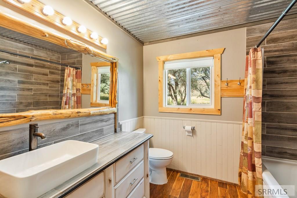 3591 Swan Valley Hwy