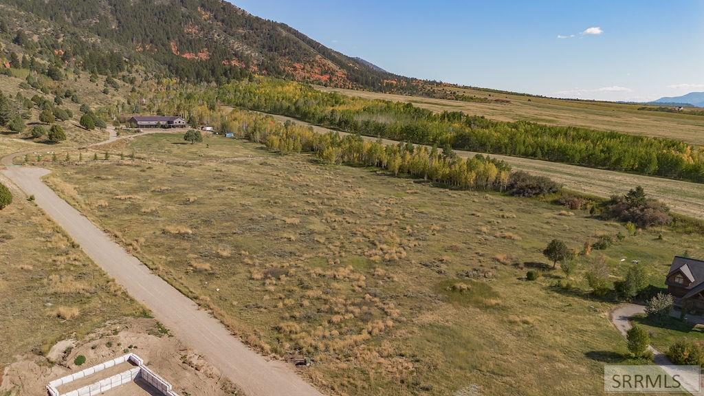 176 Elk Path