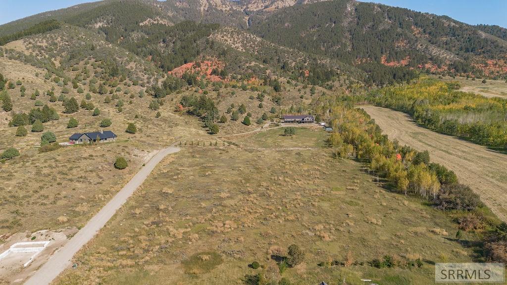 176 Elk Path