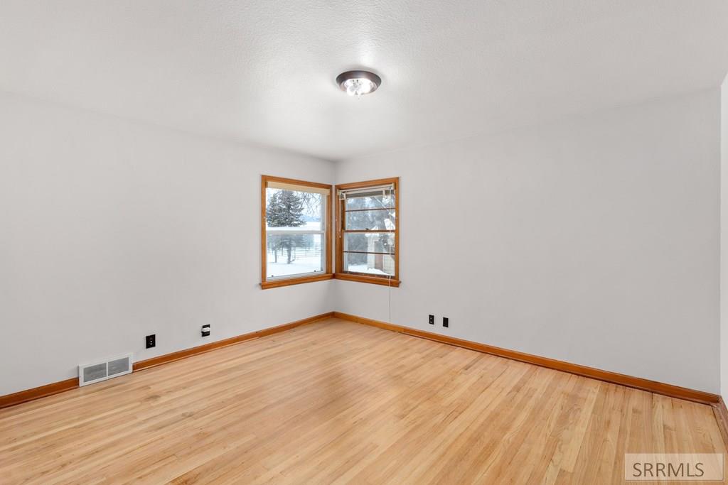 2226 Irwin North Road