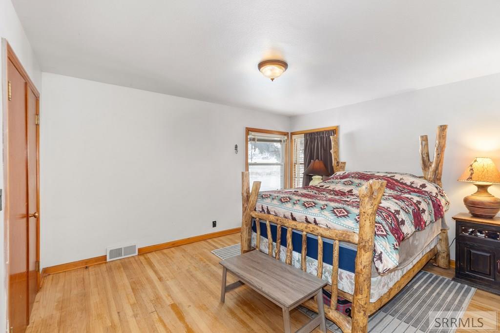 2226 Irwin North Road