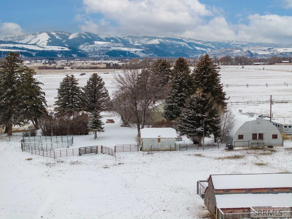 2226 Irwin North Road