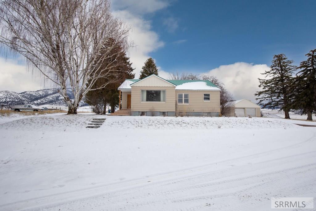 2226 Irwin North Road