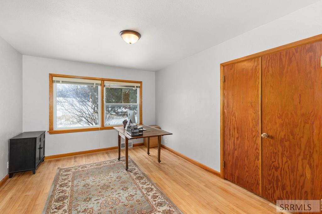 2226 Irwin North Road