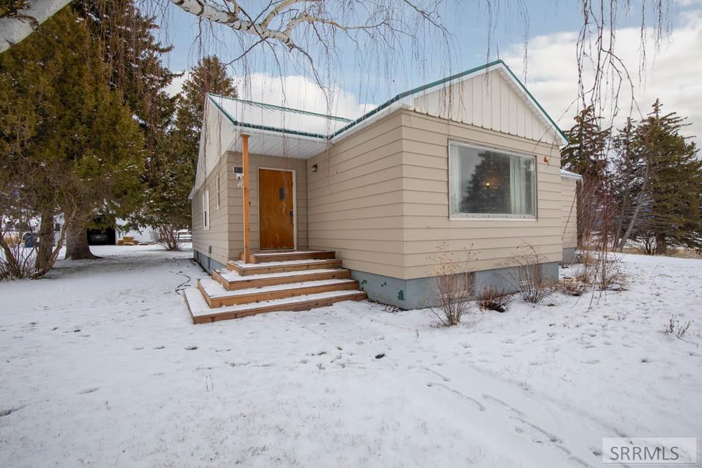 2226 Irwin North Road