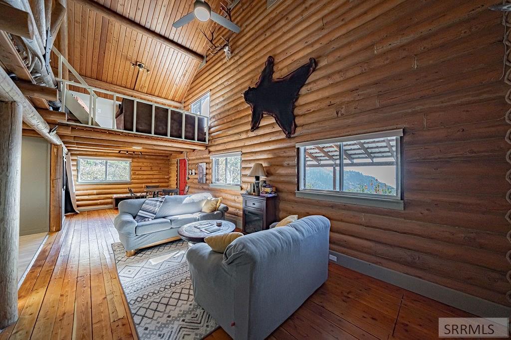 607 Shady Lane