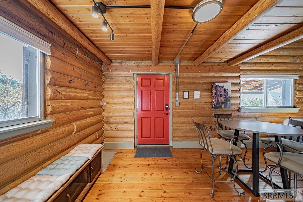 607 Shady Lane