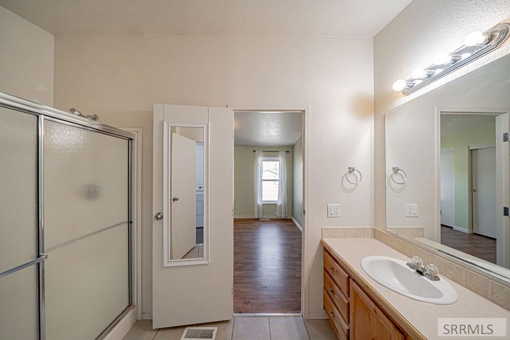 16 Jackalope Drive