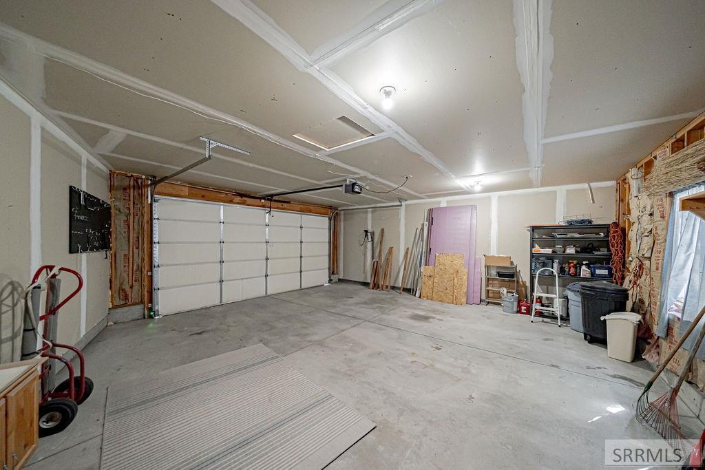 16 Jackalope Drive