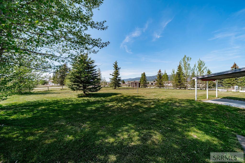 16 Jackalope Drive