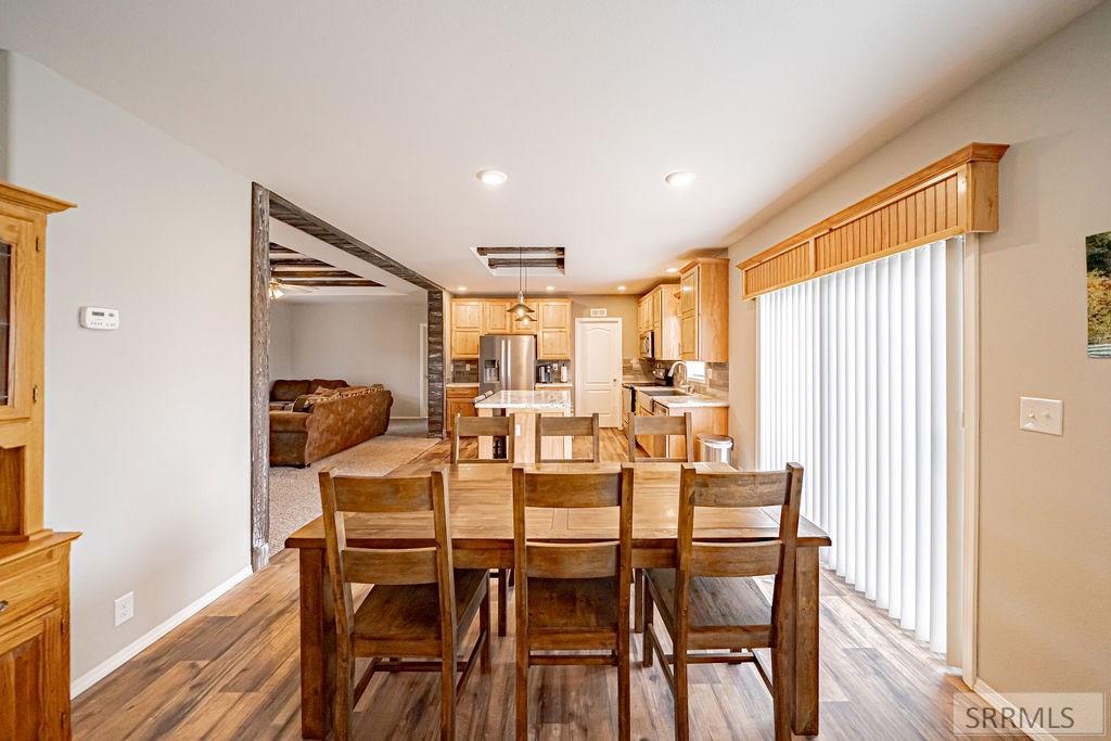 561 Irwin North Road