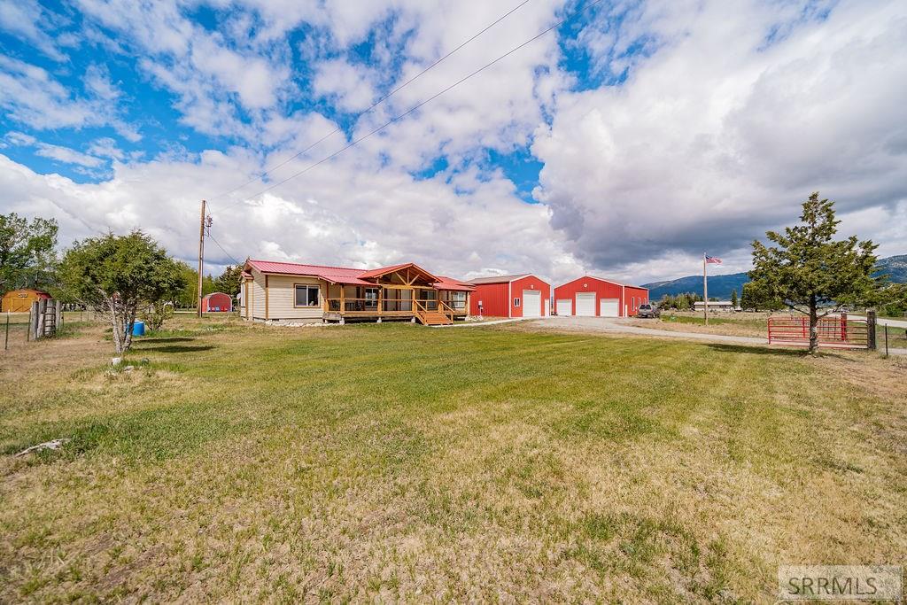 561 Irwin North Road
