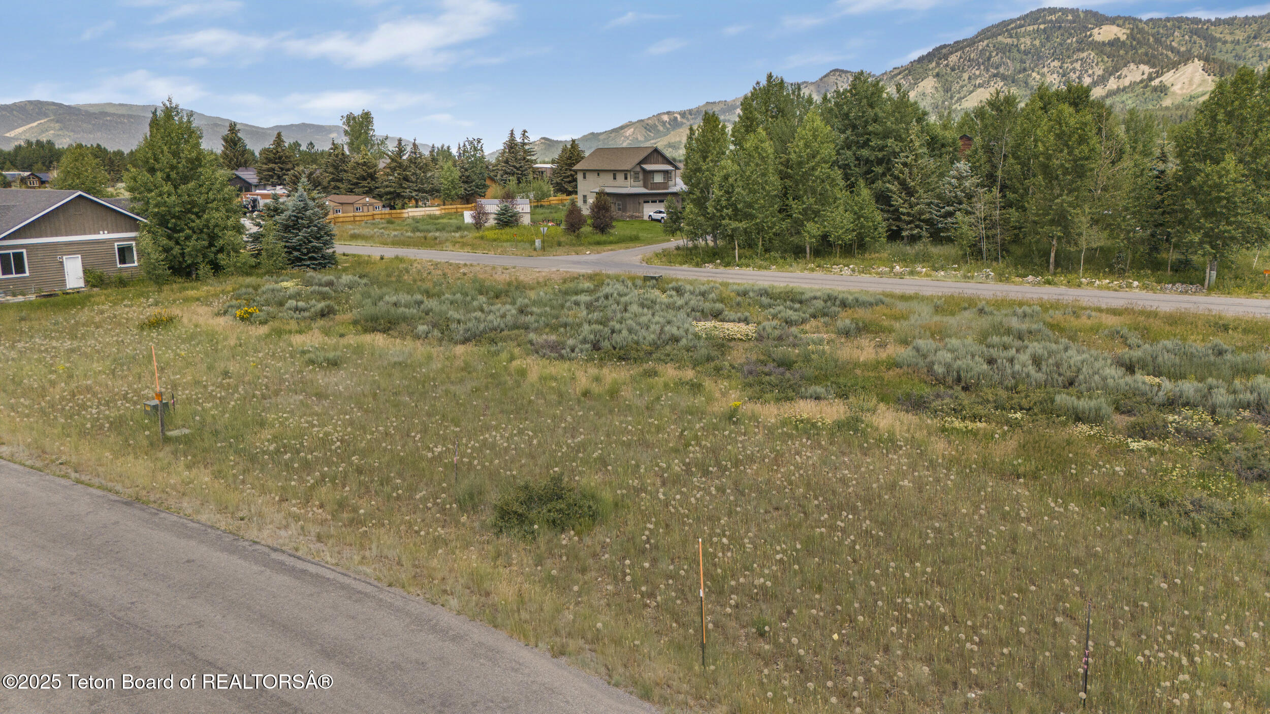 178 COLUMBINE Street