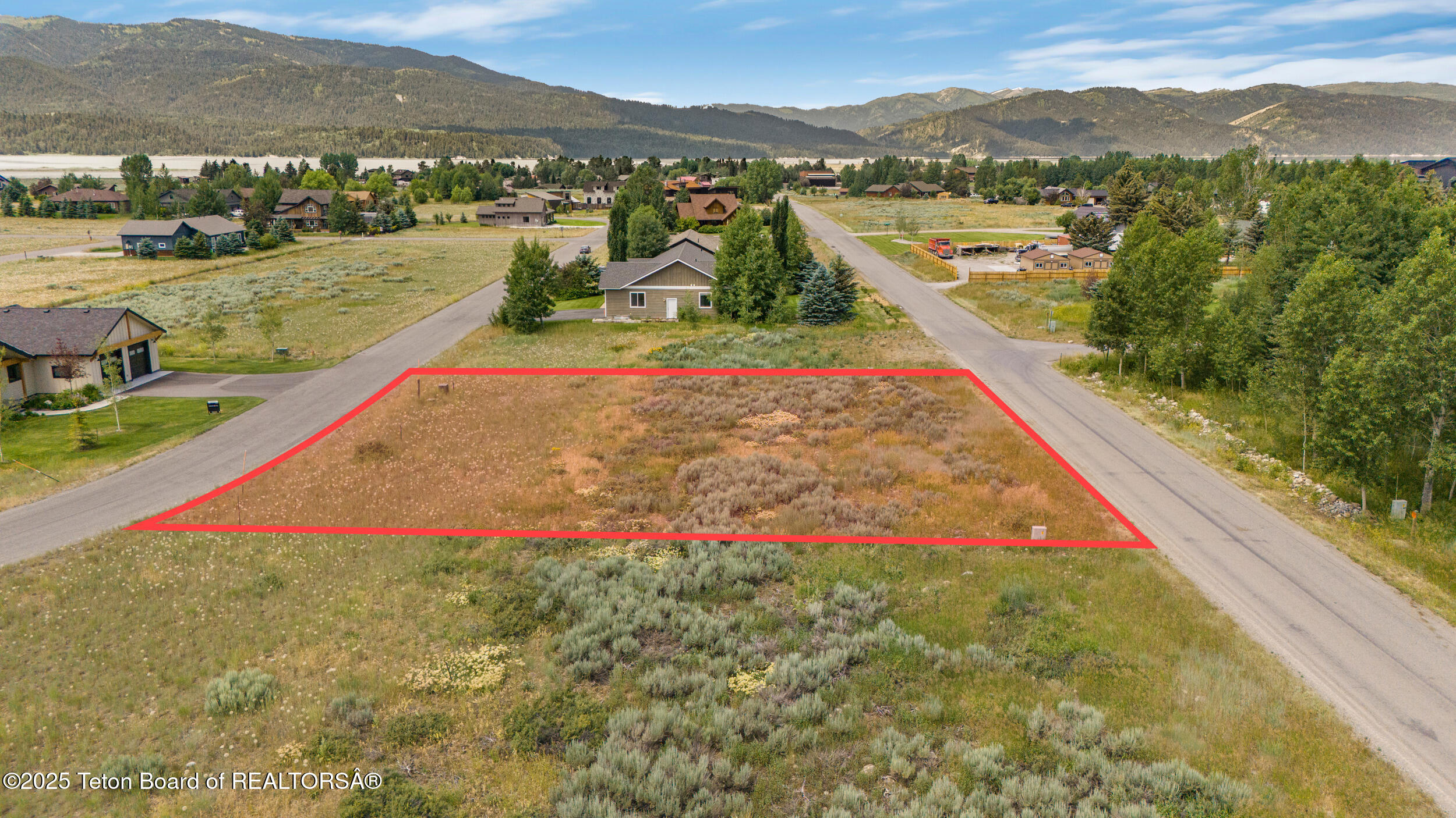 178 COLUMBINE Street