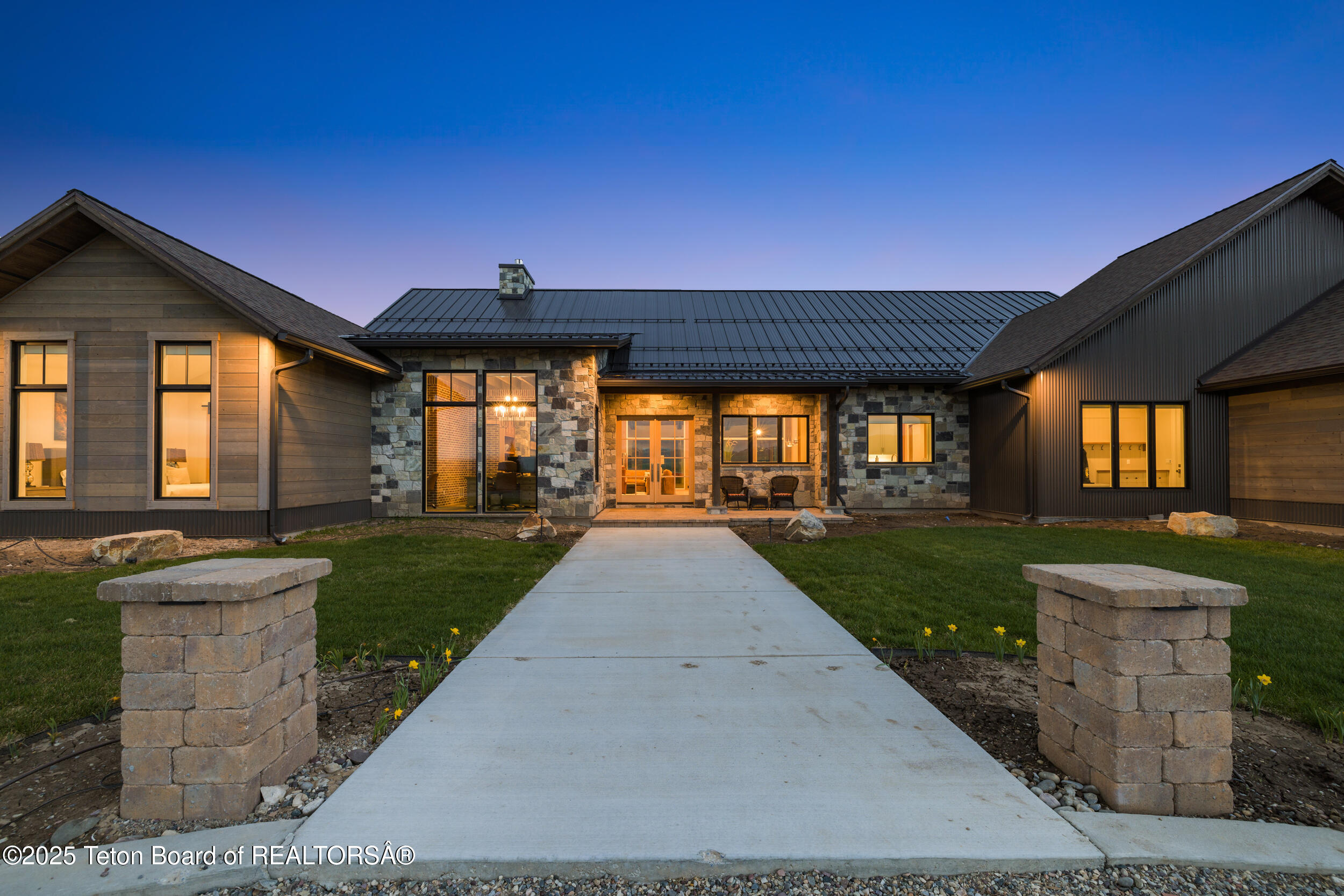 2399 CHAPEL RD Road