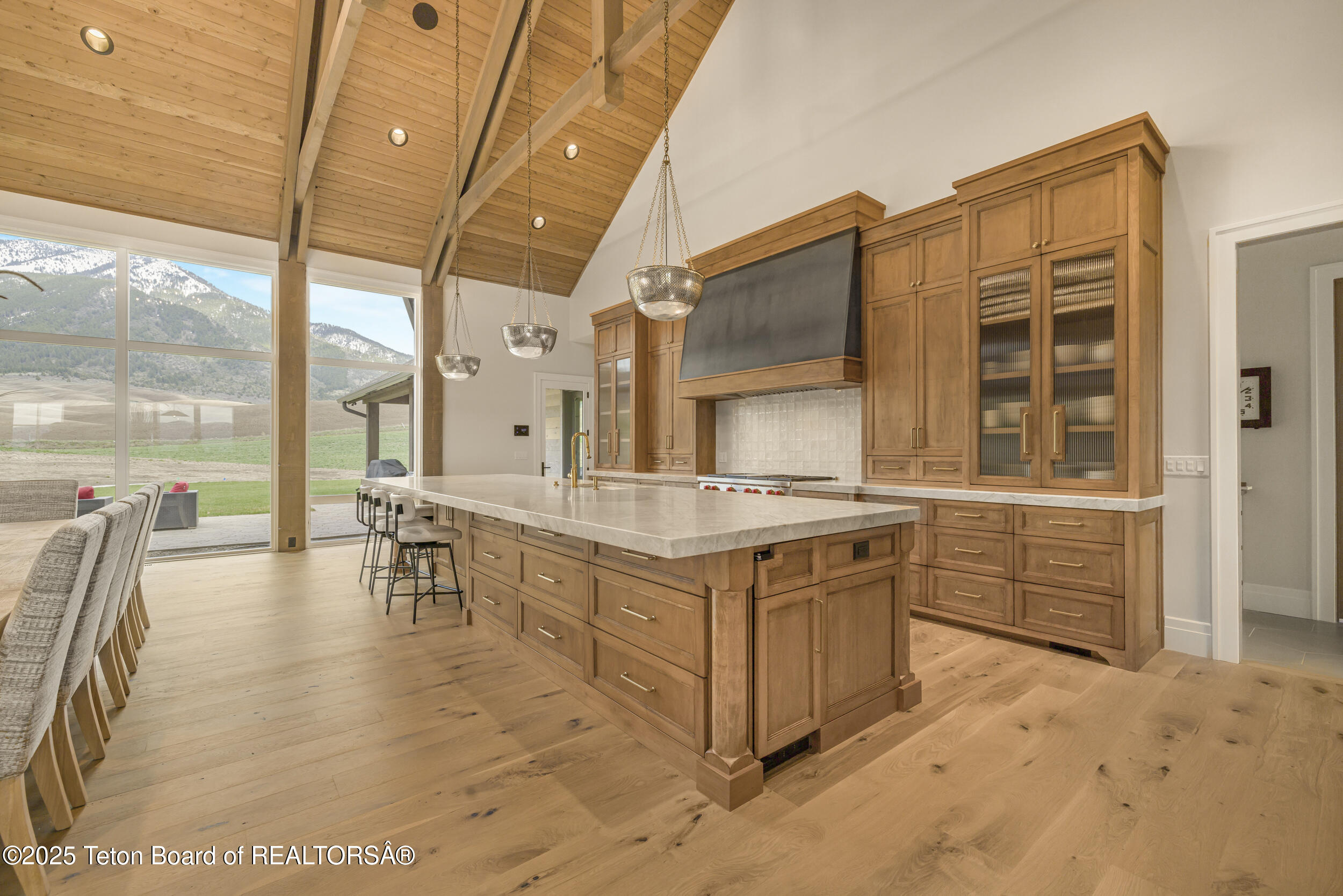 2399 CHAPEL RD Road