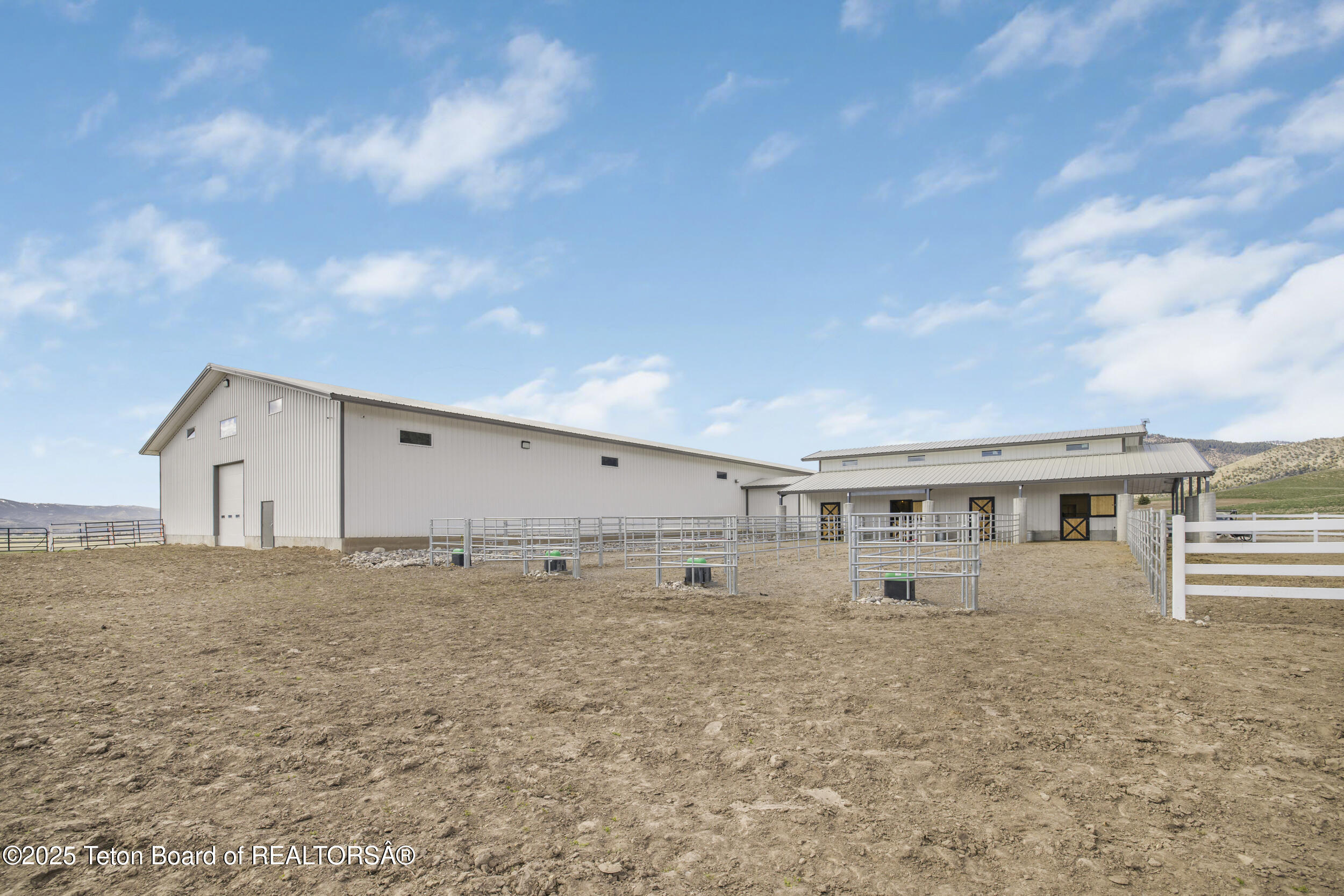 2399 CHAPEL RD Road